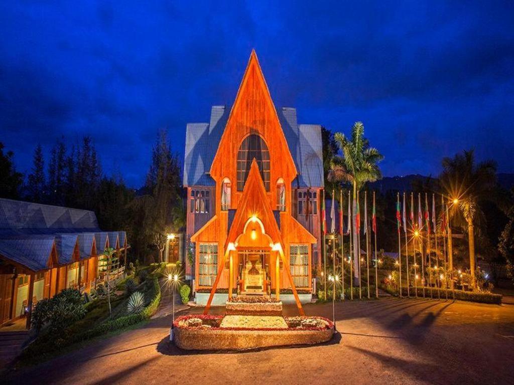 Aye Thar Yar Golf Resort Taunggyi Exterior foto
